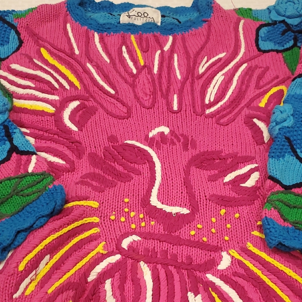 Lilly Pulitzer Knitted  Graphic Lion Flower Sweater - Picture 5 of 10